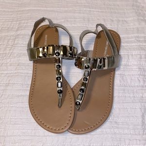 Montego Bay Club. Size 8.5. Chrome color with jewels on straps.